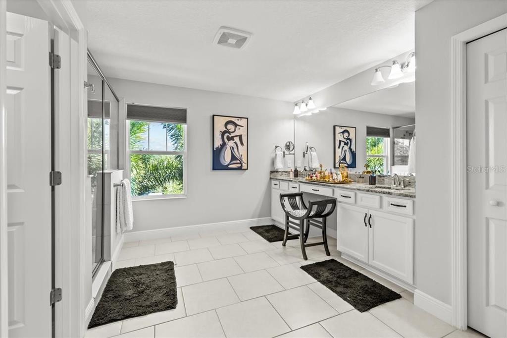 5809 Alabaster Stone Lane Apollo Beach, FL 33572 - Photo 19 of 35