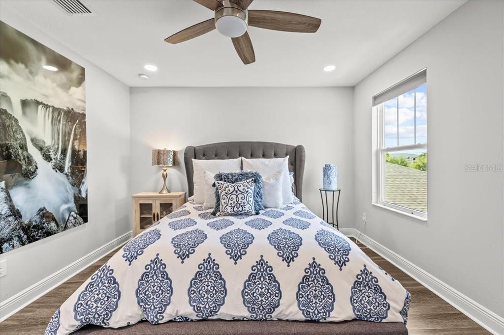 5809 Alabaster Stone Lane Apollo Beach, FL 33572 - Photo 32 of 35