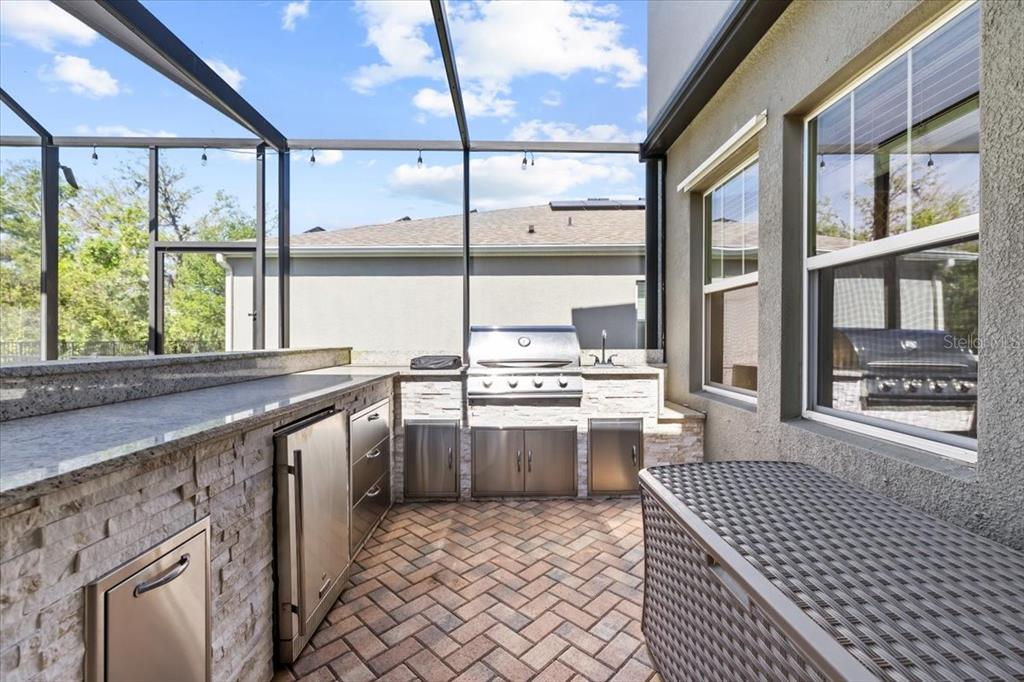 5809 Alabaster Stone Lane Apollo Beach, FL 33572 - Photo 8 of 35