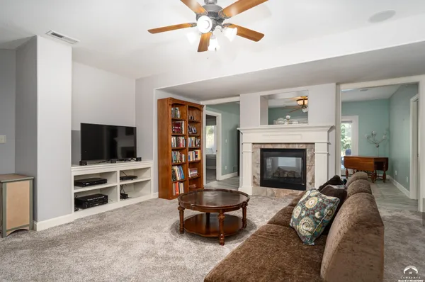 $879,900 | 1216 Waverly Drive, Lawrence, KS 66049