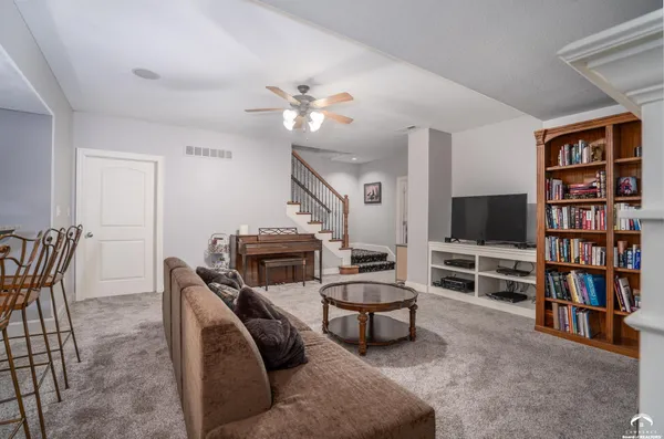 $879,900 | 1216 Waverly Drive, Lawrence, KS 66049