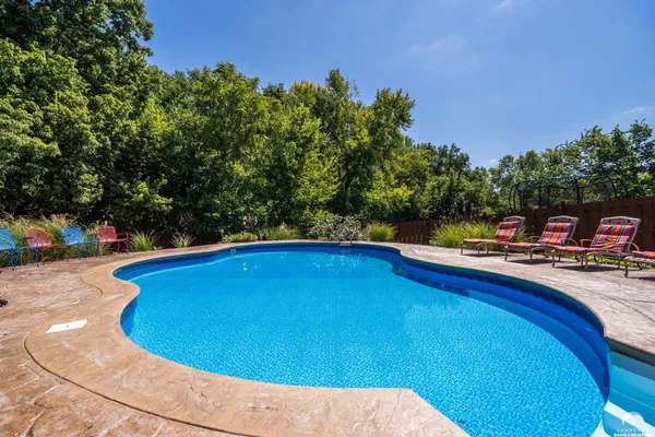 $879,900 | 1216 Waverly Drive, Lawrence, KS 66049