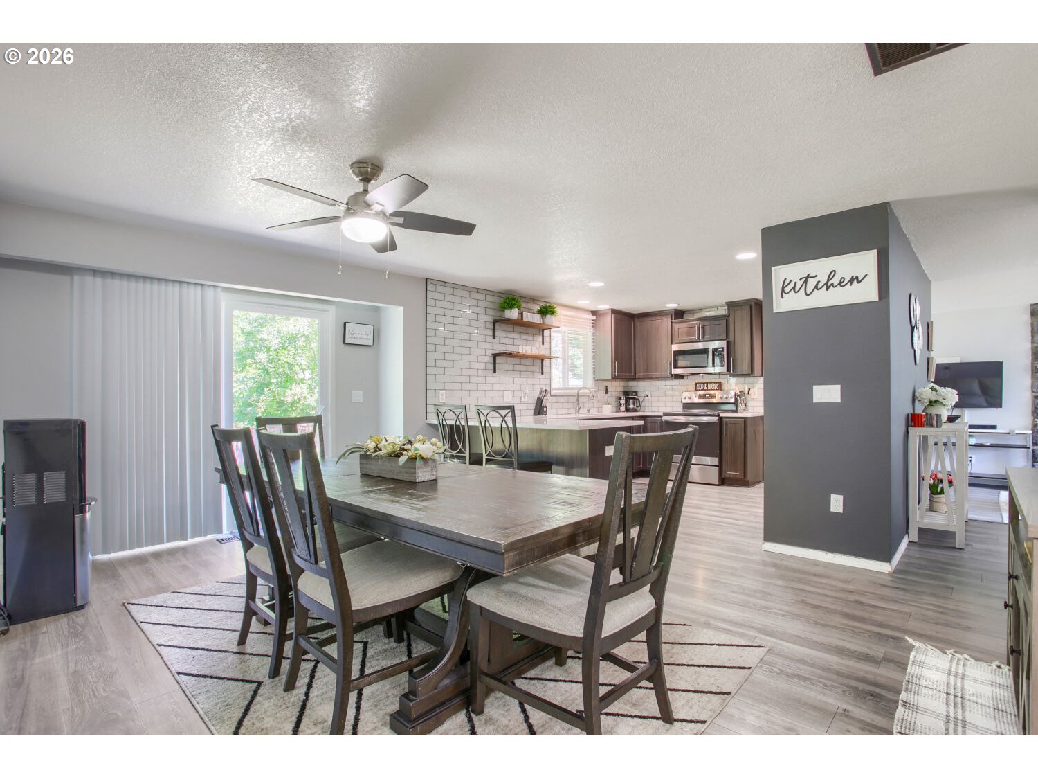 19315 Southwest Oak Street Beaverton, OR 97078 - Photo 6 of 35
