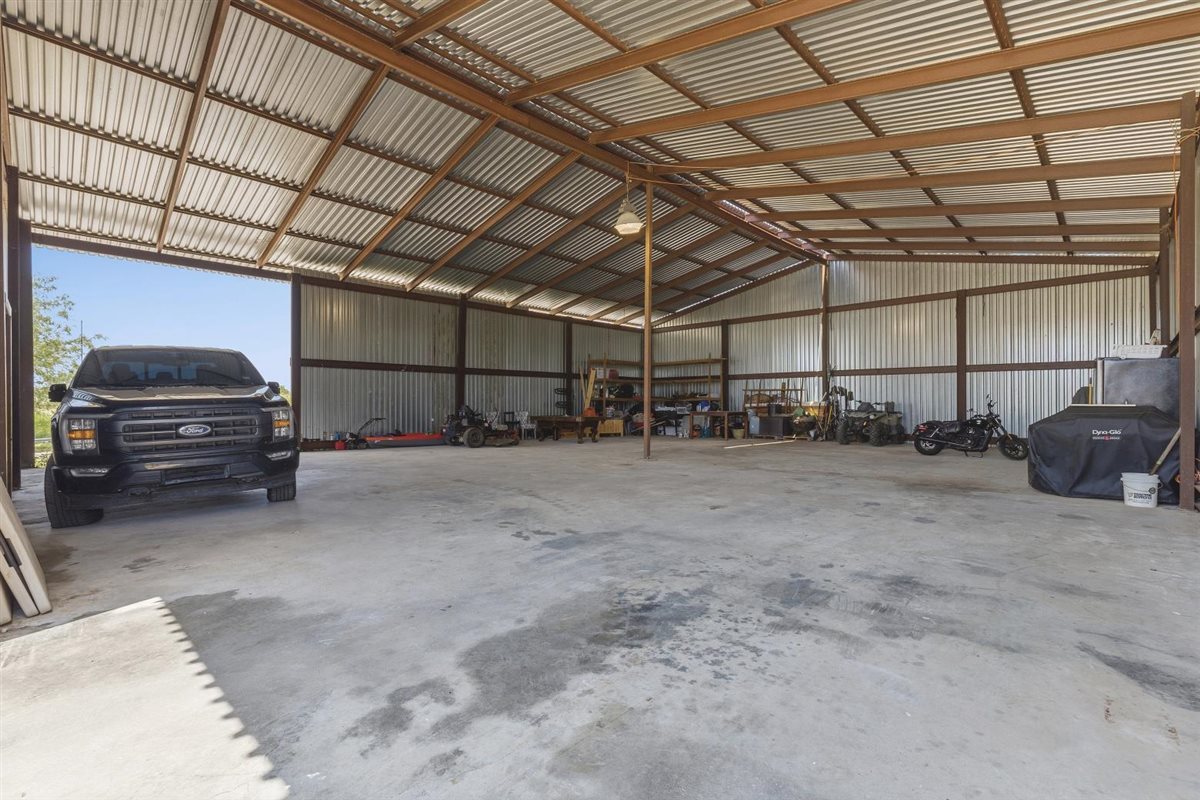 1206 Walter Hoffman Road Cedar Creek, TX 78612 - Photo 37 of 40