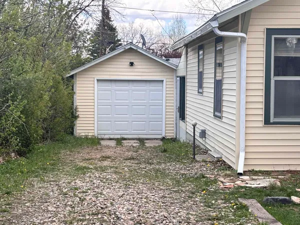 $235,000 | 969 North Carrington Avenue, Buffalo, WY 82834