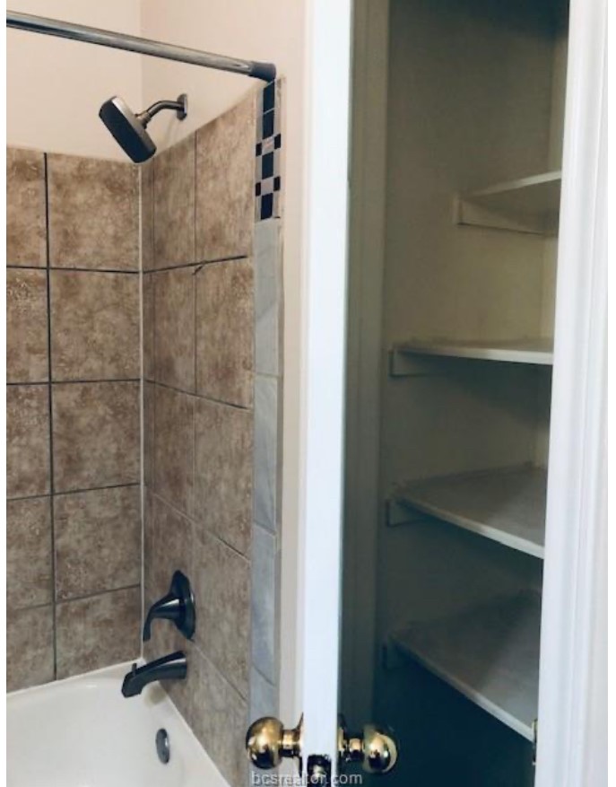 1425 West Villa Maria Road, Unit 1001 Bryan, TX 77801 - Photo 16 of 17