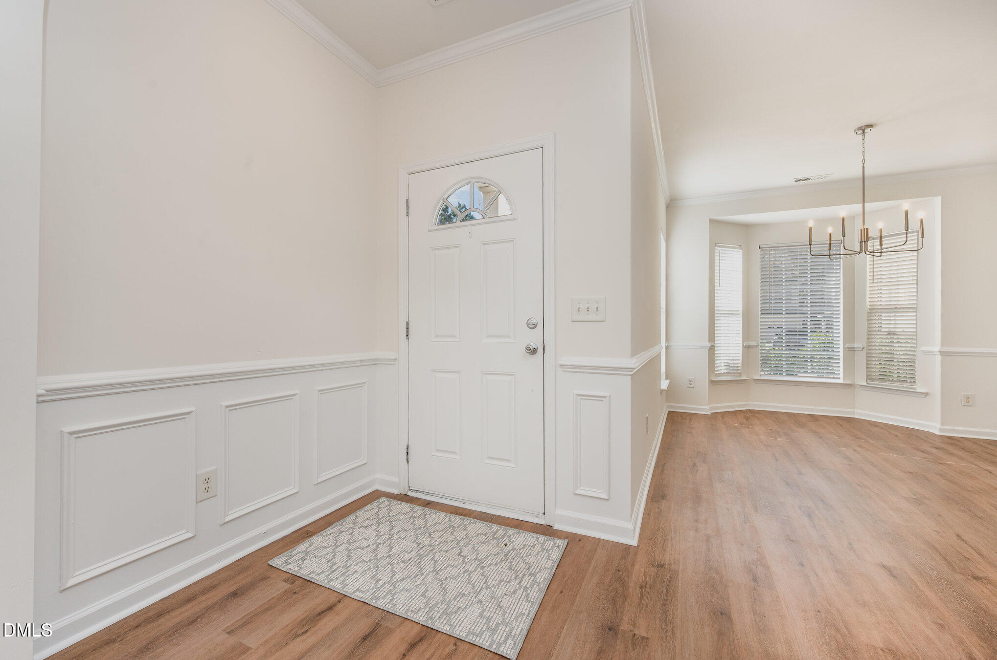 8400 Whisper Ridge Place Raleigh, NC 27613 - Photo 5 of 27 005_file_917