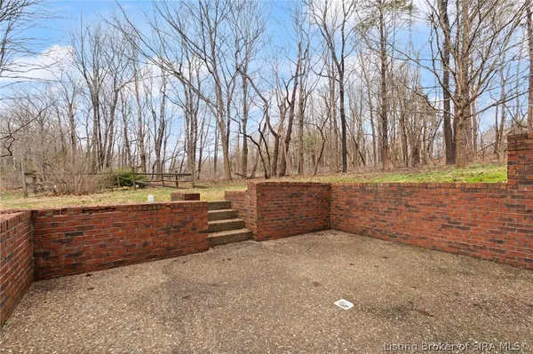 $525,000 | 7474 Saddlebrook Court, Greenville, IN 47124