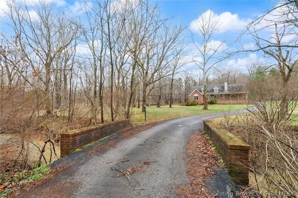 $525,000 | 7474 Saddlebrook Court, Greenville, IN 47124