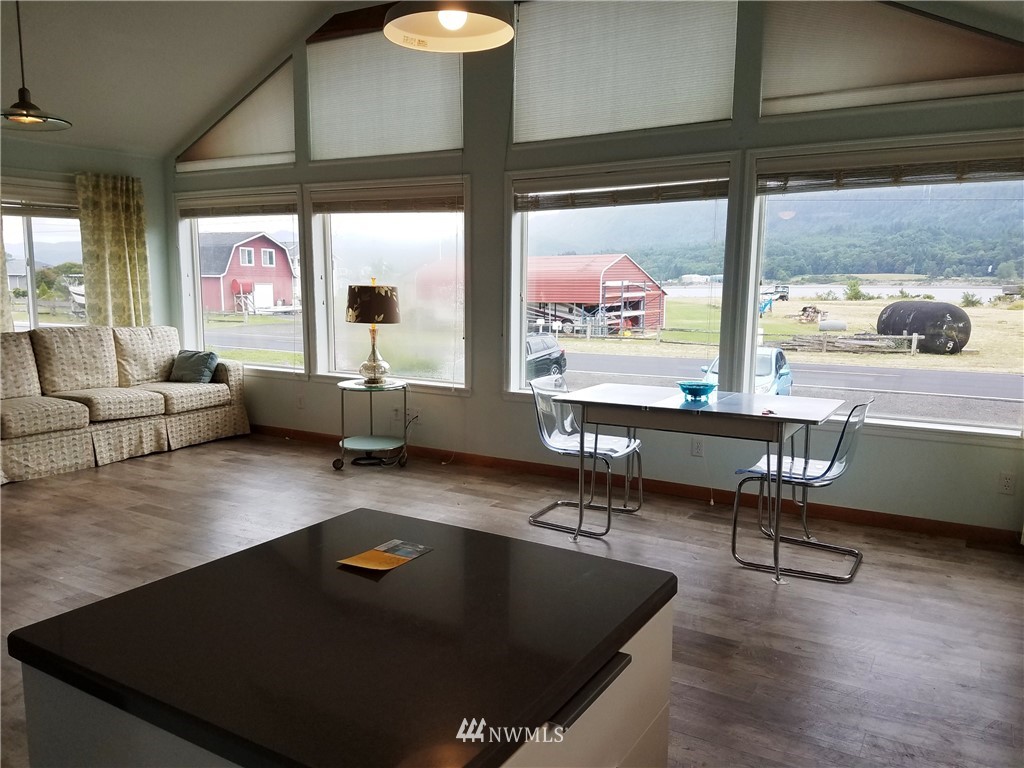 358 North Welcome Slough Road Cathlamet, WA 98612 - Photo 4 of 25 Gallery Image 4