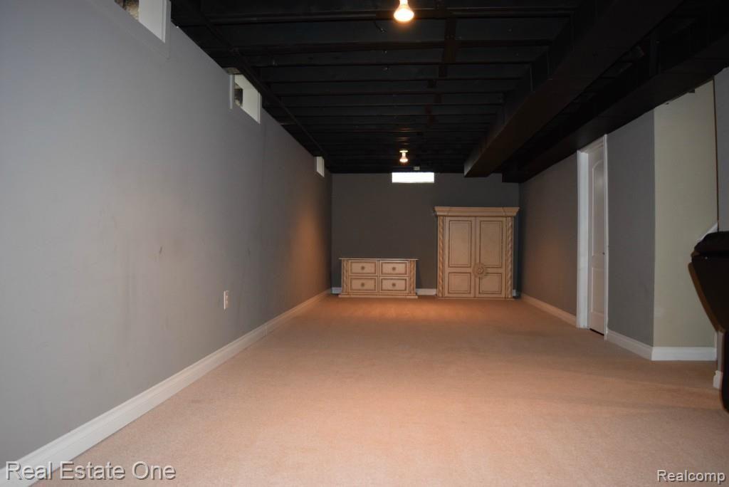 3902 Mark Orr Road Royal Oak, MI 48073 - Photo 36 of 47 3902 Mark Orr 043.jpg