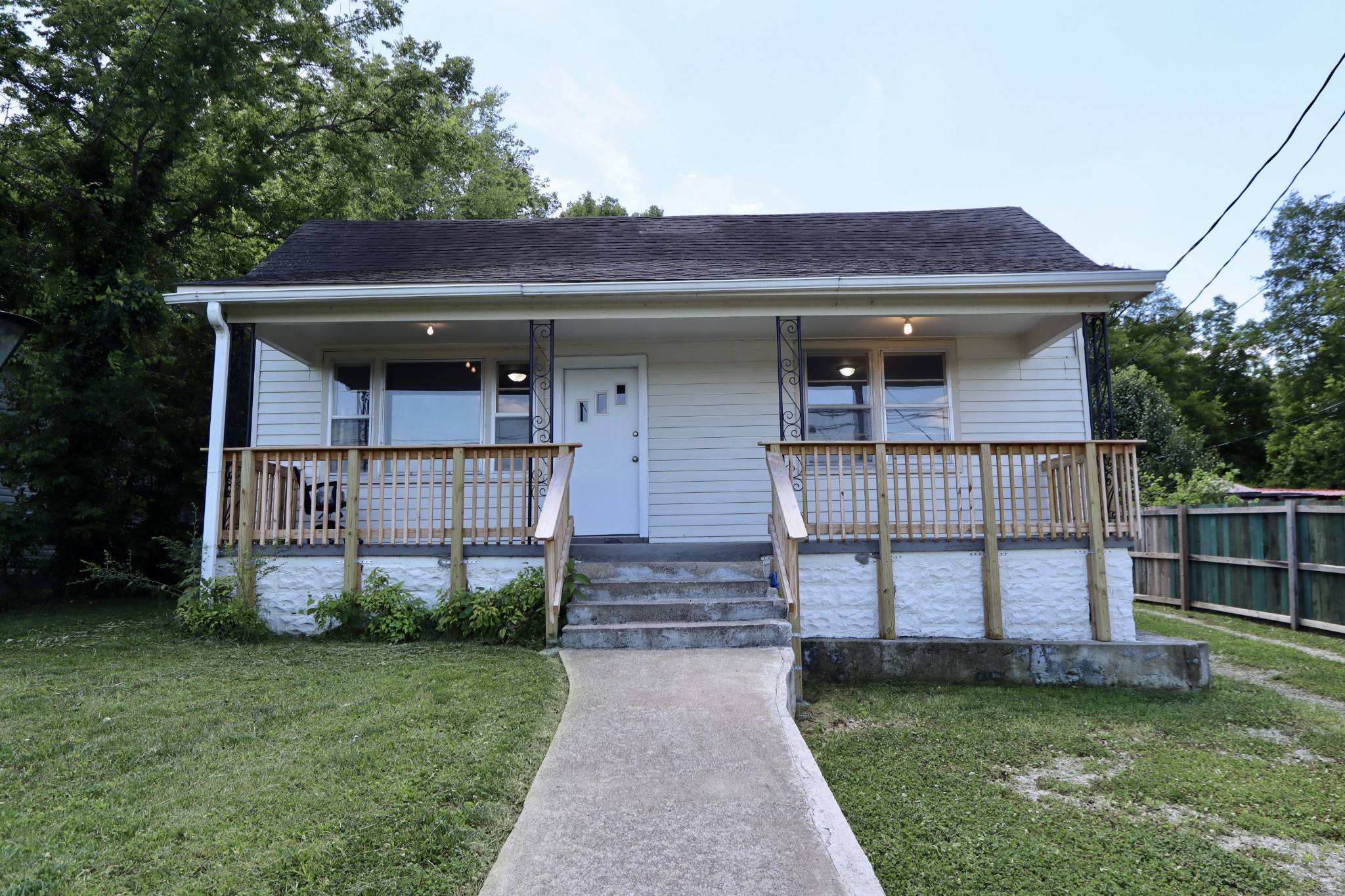 802 Hannaway Road Columbia, TN 38401 - Photo 1 of 30 Gallery Image 1