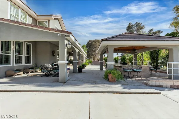 $925,000 | 131 Beesley Drive, Las Vegas, NV 89110