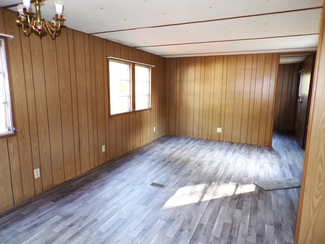 $54,900 | 268 East Center Street, Redgranite, WI 54970