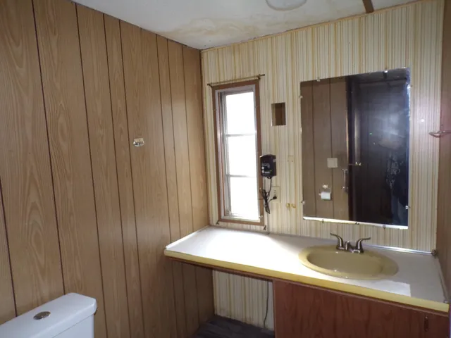 $54,900 | 268 East Center Street, Redgranite, WI 54970