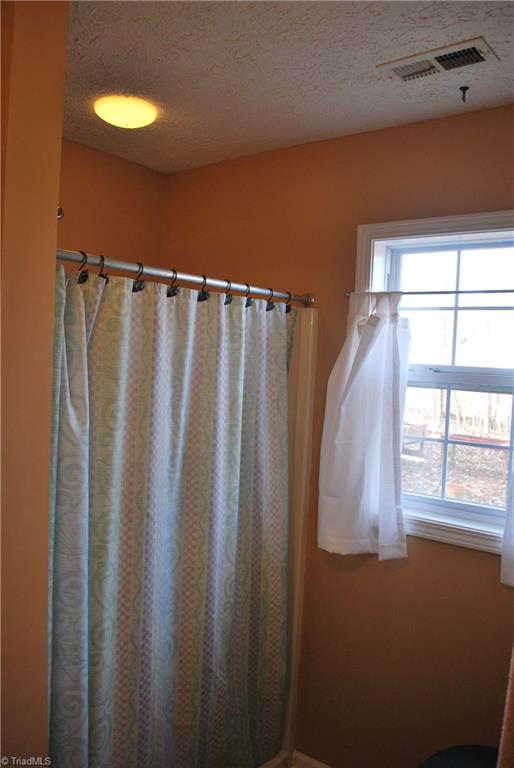 1227 Noah Road Graham, NC 27253 - Photo 13 of 25 Gallery Image 13