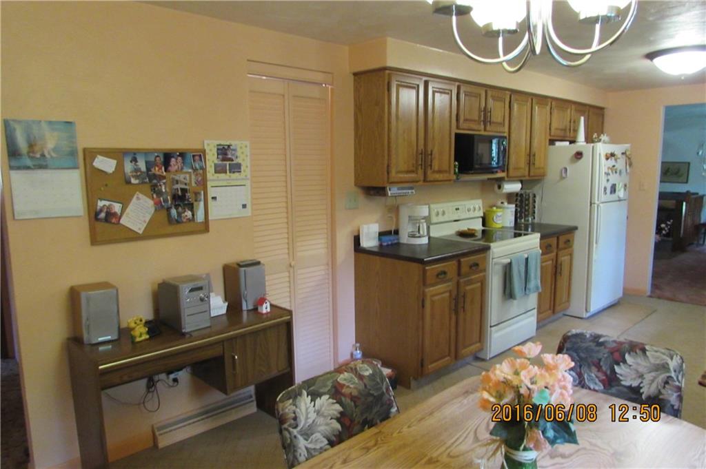 882 Middletown Road New Stanton, PA 15672 - Photo 10 of 24