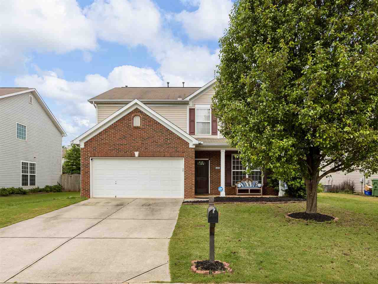220 Catalan Street Greenville, SC 29607 - Photo 2 of 28 Gallery Image 2