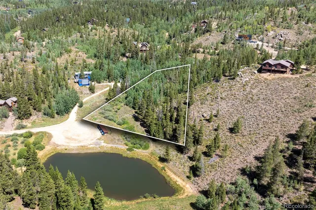 a view of outdoor space and garden