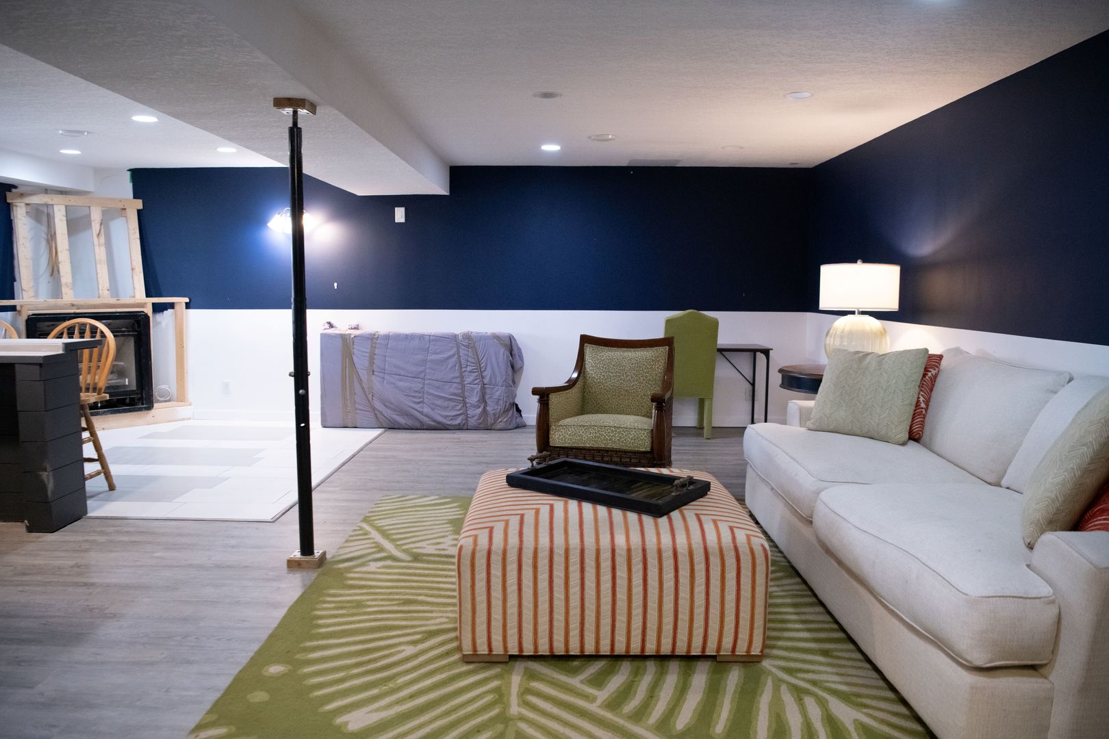 20532 Pilgrim Road Chadwick, IL 61014 - Photo 41 of 54 a living room with furniture