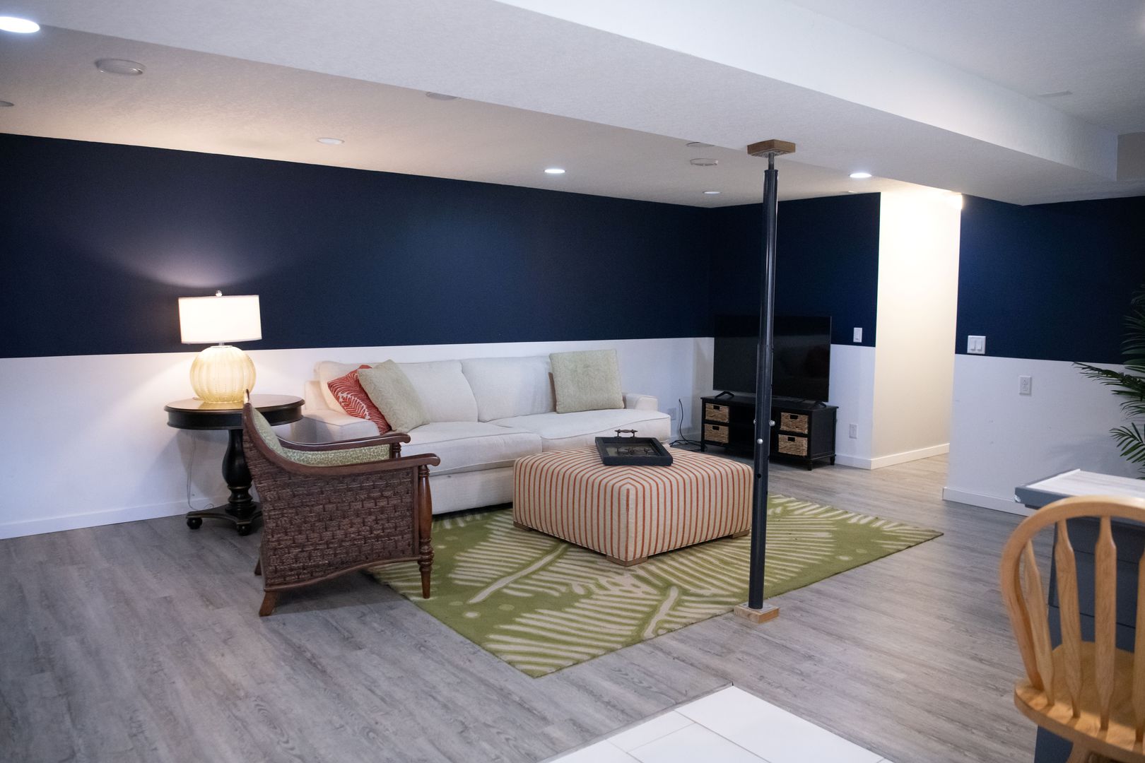 20532 Pilgrim Road Chadwick, IL 61014 - Photo 43 of 54 a living room with furniture and a wooden floor