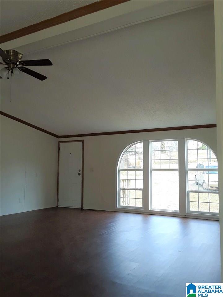47 Dora Lane Vincent, AL 35178 - Photo 3 of 10