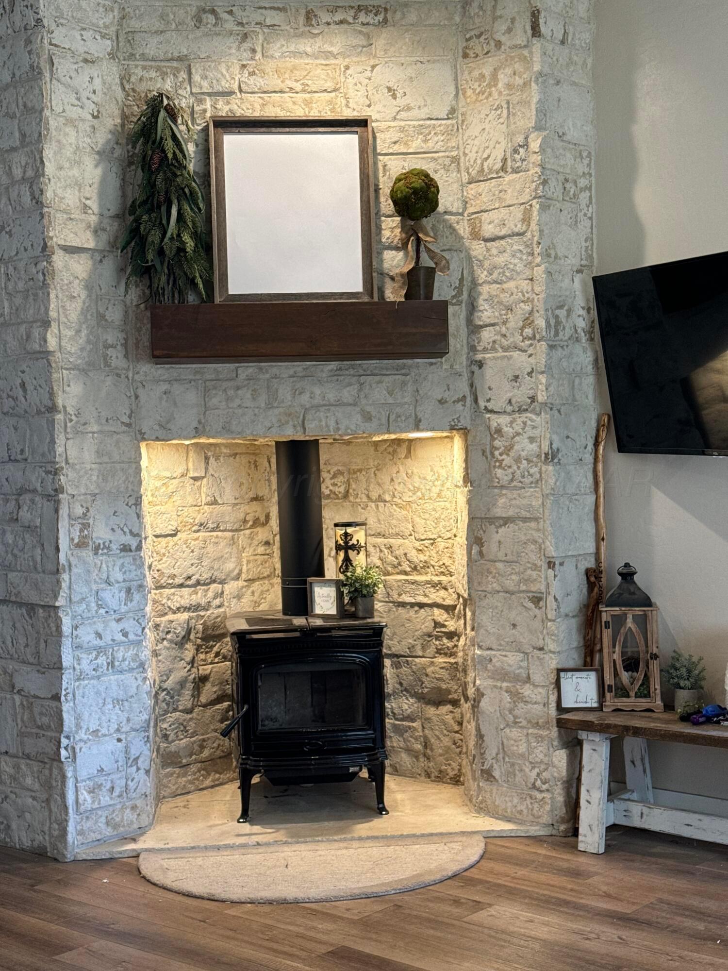 8905 Fm 1258 Claude, TX 79019 - Photo 1 of 25 1