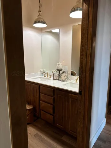 $427,500 | 8905 Fm 1258, Claude, TX 79019