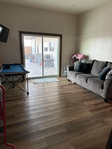 $427,500 | 8905 Fm 1258, Claude, TX 79019