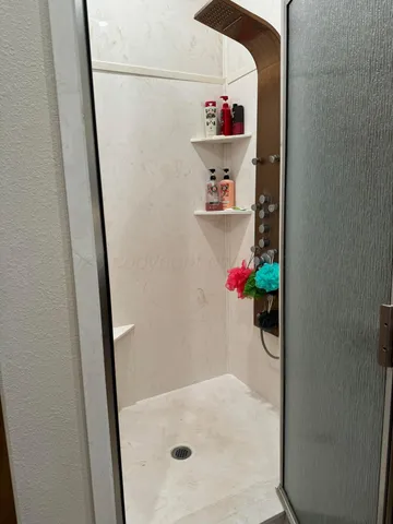 $427,500 | 8905 Fm 1258, Claude, TX 79019