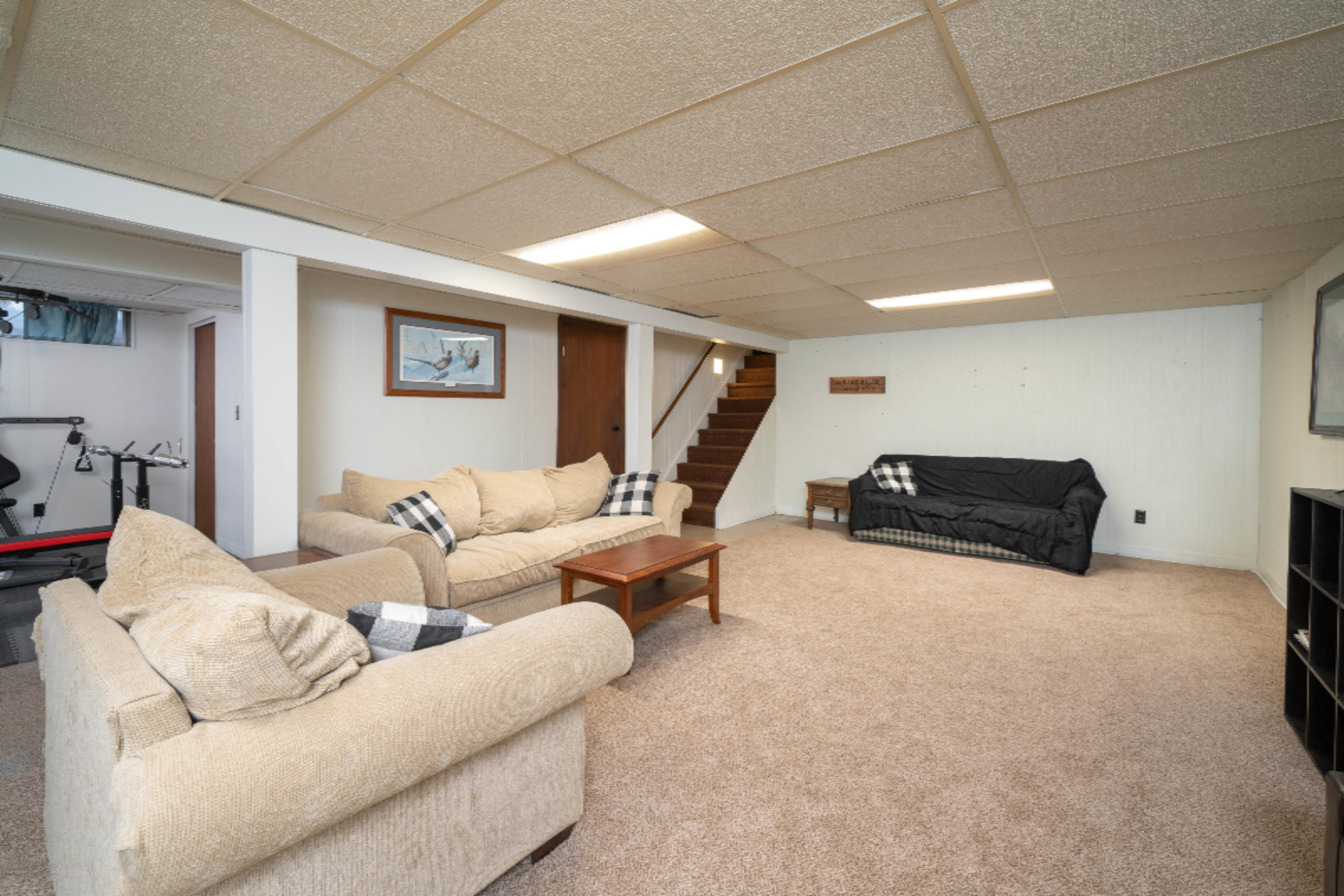 3827 Grand Prairie Road Kalamazoo, MI 49006 - Photo 11 of 15 3827_Grand_Prairie_Rd_11