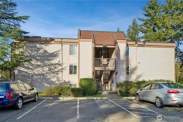$225,000 | 14650 Northeast 32nd Street, Unit A11, Bellevue, WA 98007