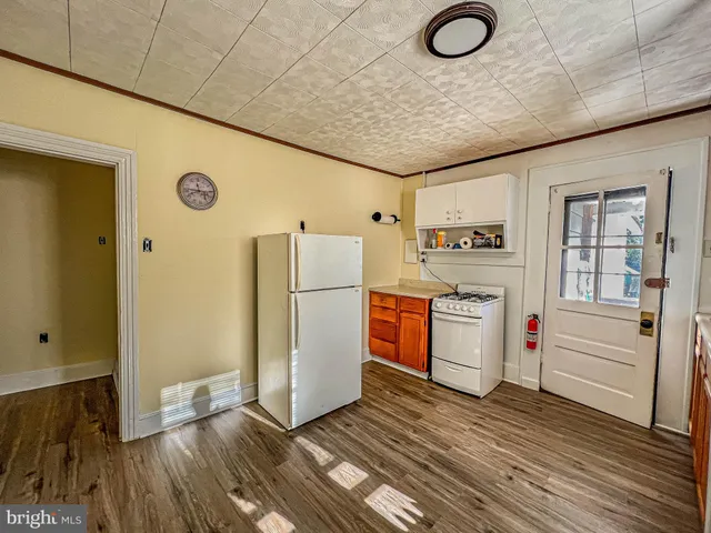 $1,200 | 15 North 3rd Street, Unit C, Hammonton, NJ 08037