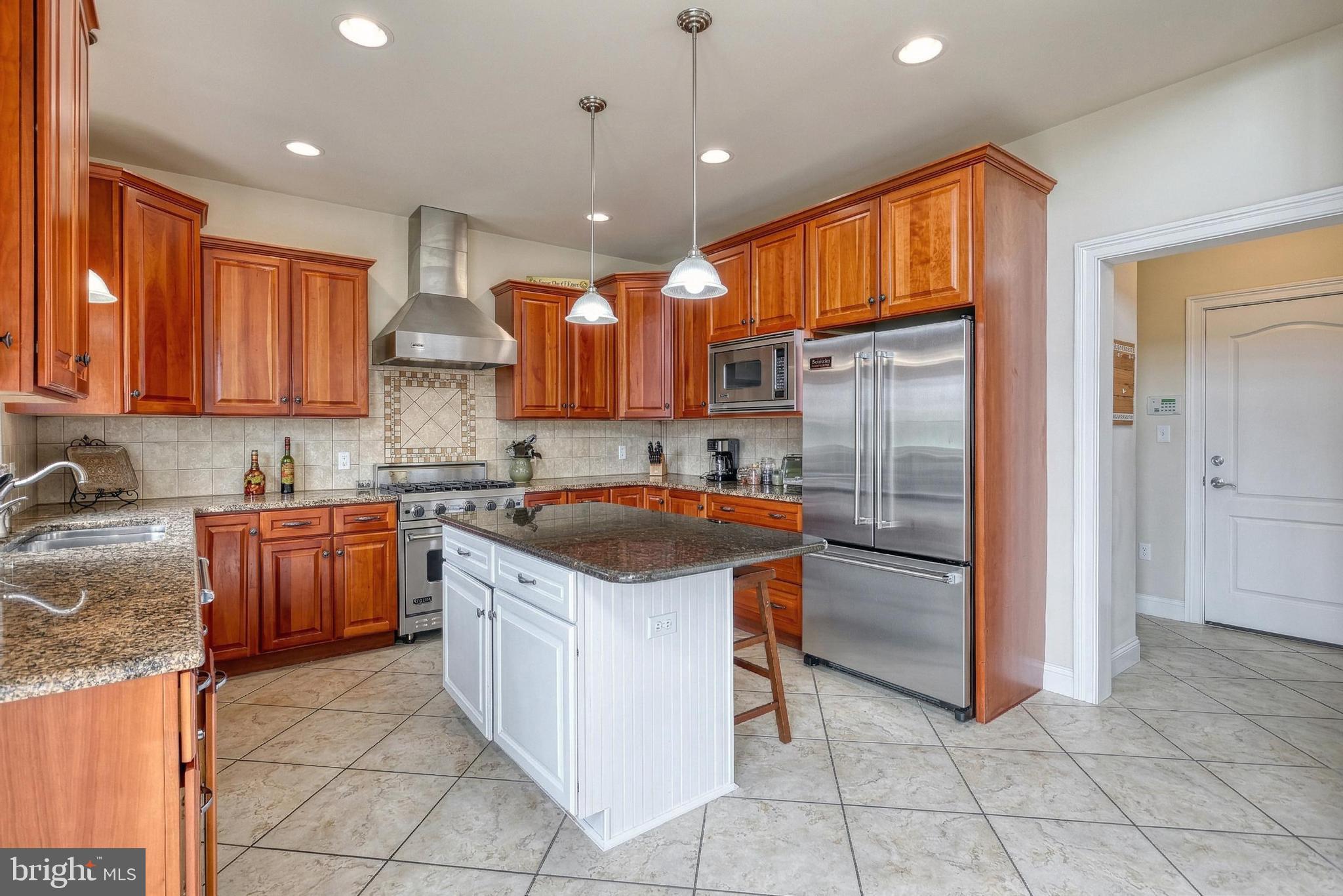 395 Ecker Drive Lititz, PA 17543 - Photo 23 of 93