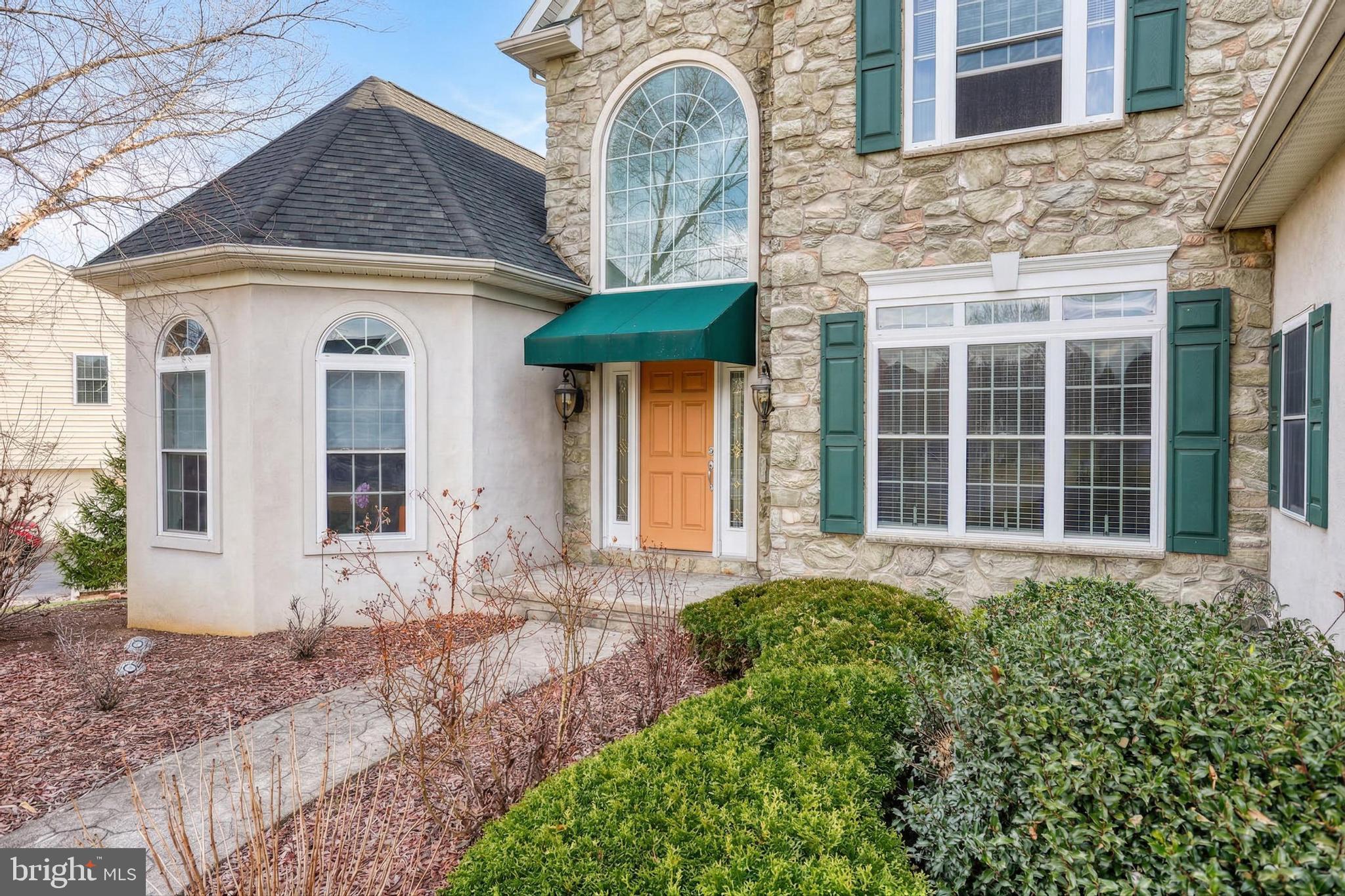 395 Ecker Drive Lititz, PA 17543 - Photo 9 of 93