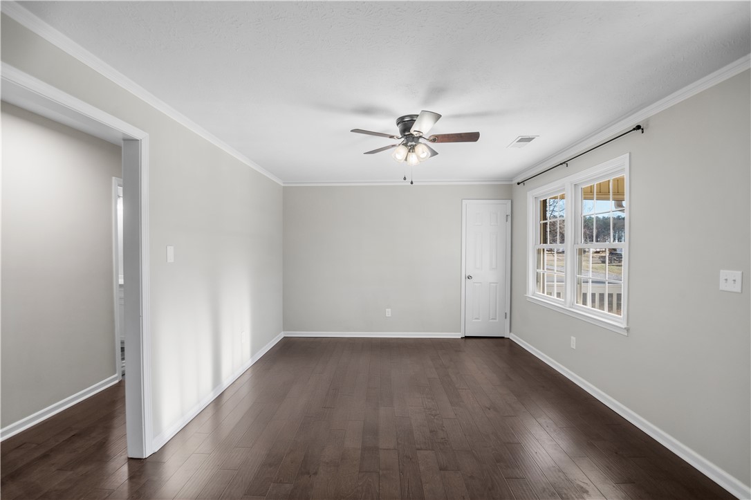 305 Roberts Road Williamston, SC 29697 - Photo 11 of 41