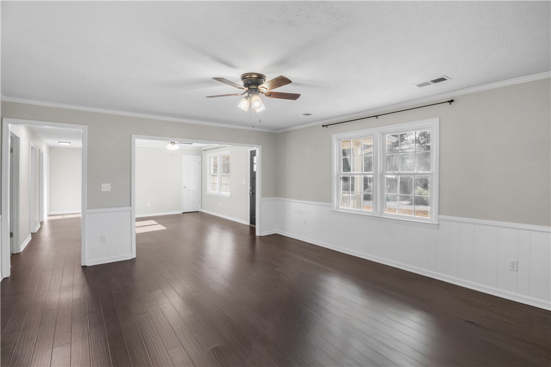 305 Roberts Road Williamston, SC 29697 - Photo 12 of 41