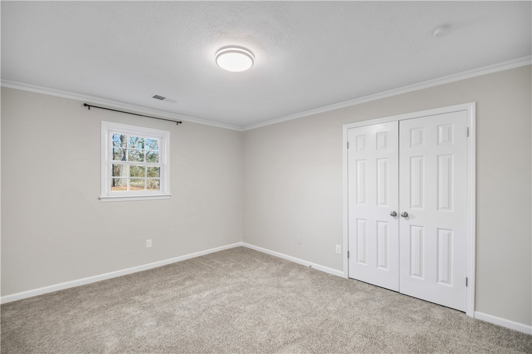 305 Roberts Road Williamston, SC 29697 - Photo 27 of 41