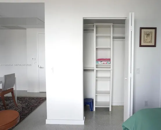 $2,600 | 151 Southeast 1st Street, Unit 3304, Miami, FL 33131