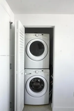 $2,600 | 151 Southeast 1st Street, Unit 3304, Miami, FL 33131