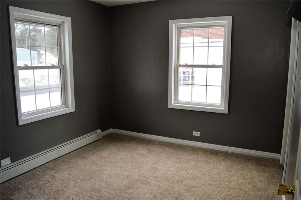 349 South Eberhart Road Butler, PA 16001 - Photo 5 of 20 New Carpet