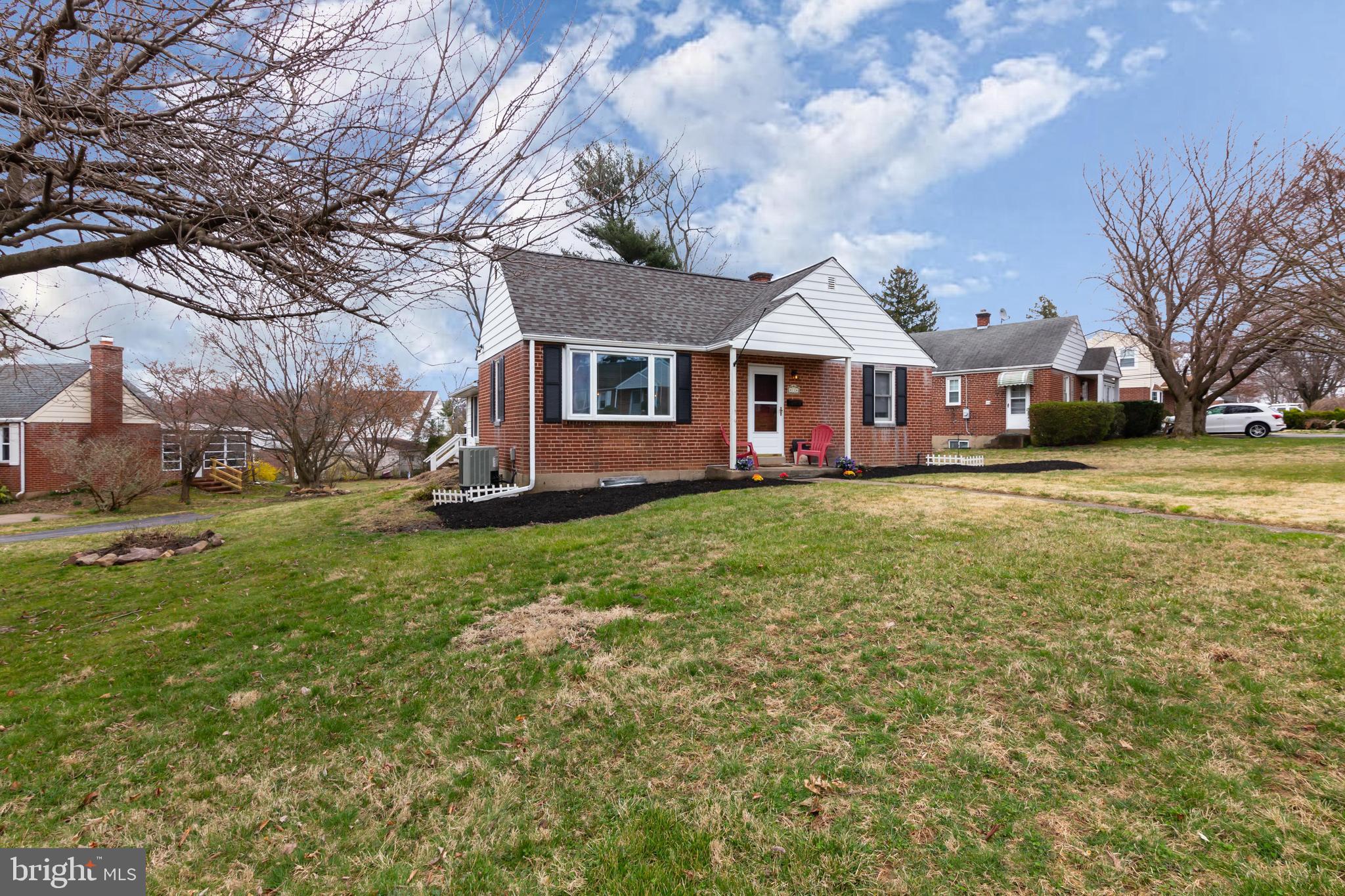 11 Ann Road Broomall, PA 19008 - Photo 1 of 27 Exterior Front