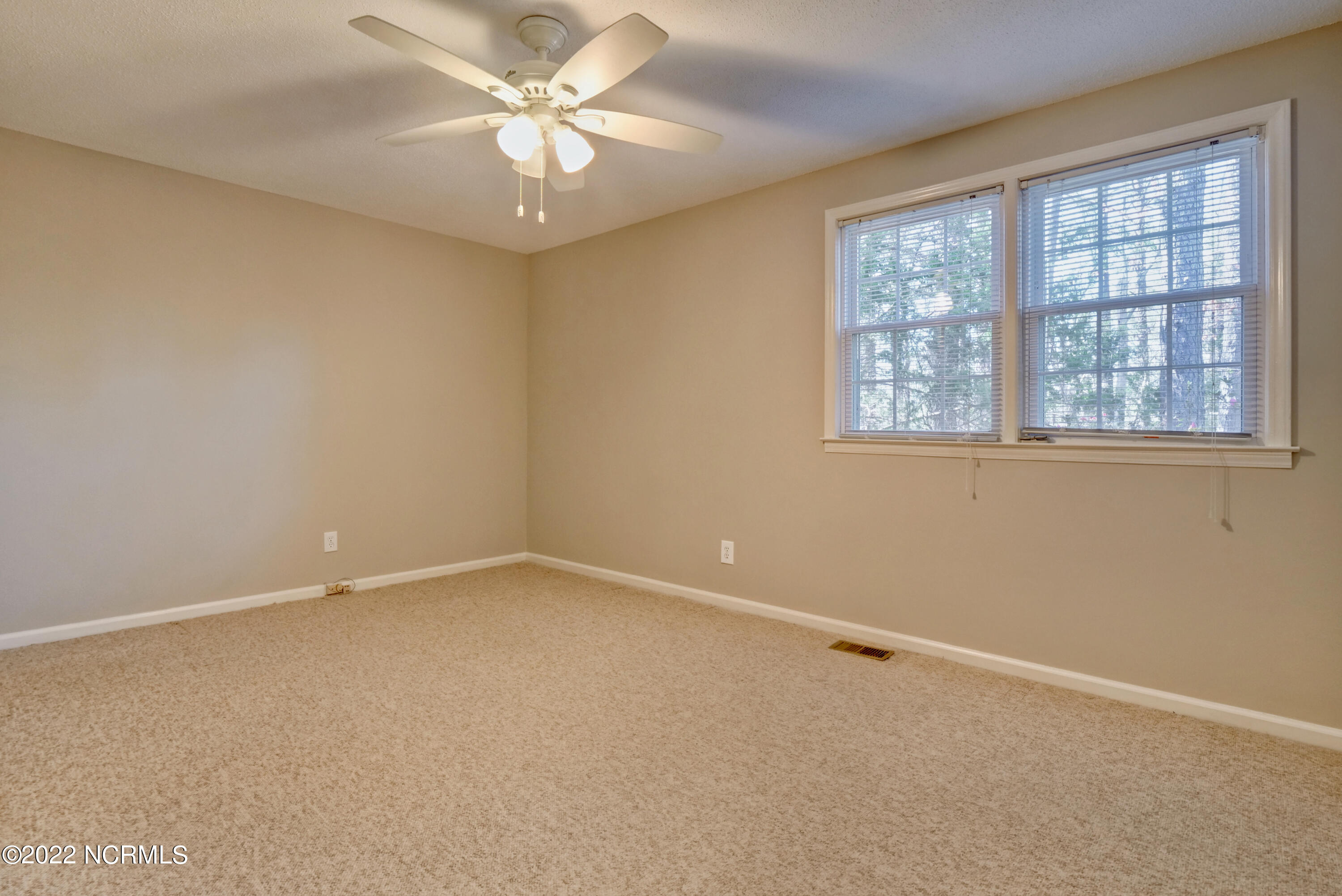 409 Rolling Road Wilmington, NC 28405 - Photo 18 of 34 P7011396_397_398_399_400_401_402