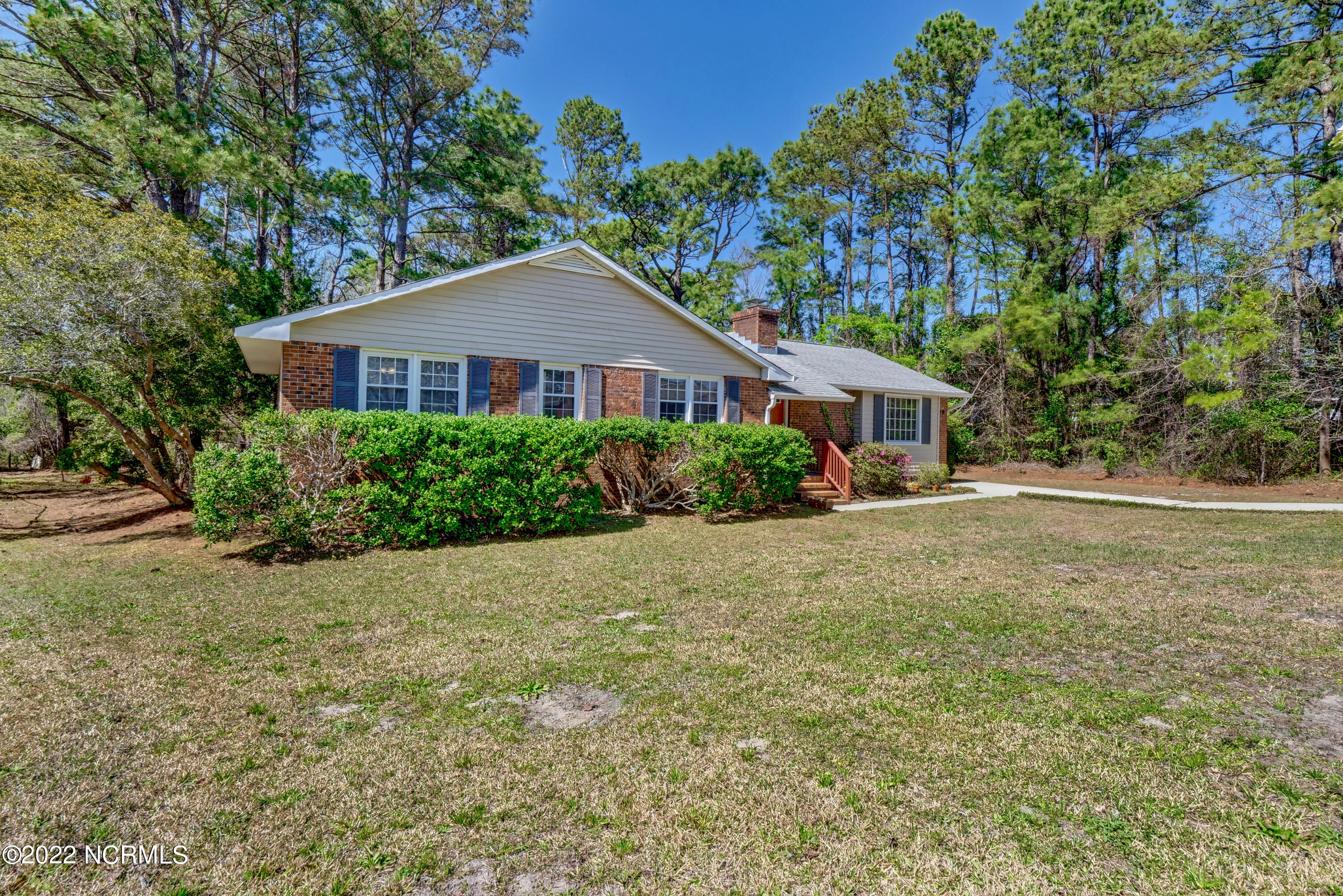 409 Rolling Road Wilmington, NC 28405 - Photo 4 of 34 P7011298_299_300_301_302_303_304
