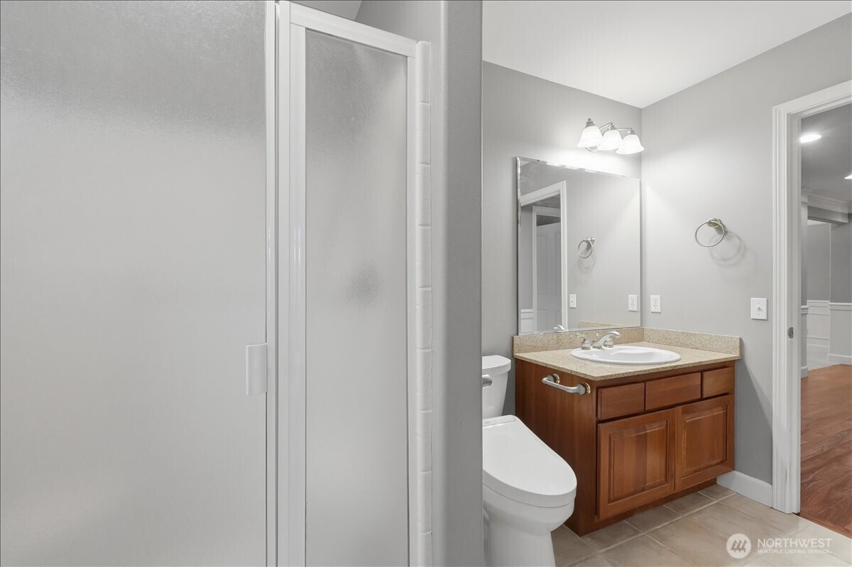 23107 96th Place South Kent, WA 98031 - Photo 15 of 40