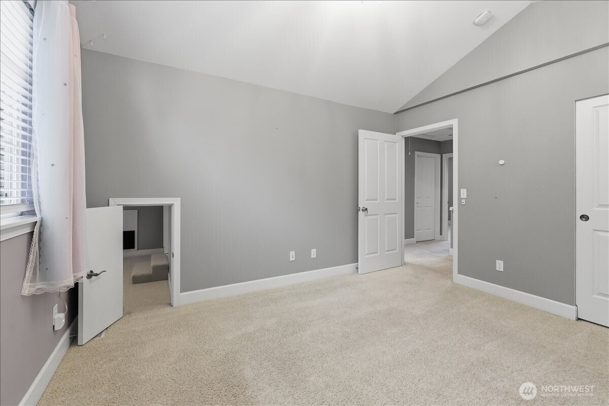 23107 96th Place South Kent, WA 98031 - Photo 24 of 40