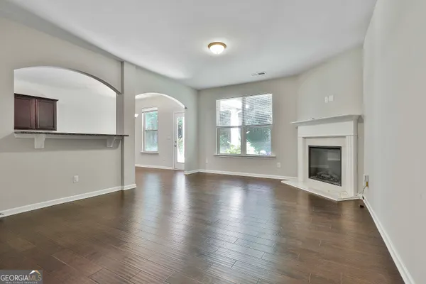 $2,450 | 240 Stillwood Drive, Newnan, GA 30265