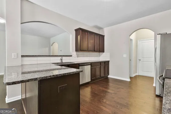 $2,450 | 240 Stillwood Drive, Newnan, GA 30265