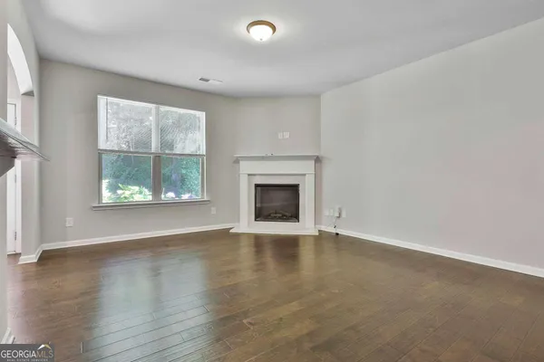 $2,450 | 240 Stillwood Drive, Newnan, GA 30265