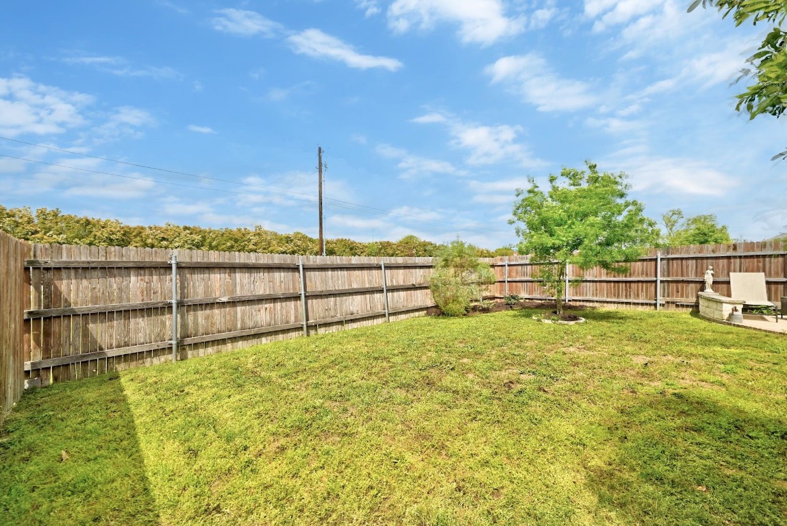 10104 Wading Pool Path Austin, TX 78748 - Photo 23 of 25 a view of a garden